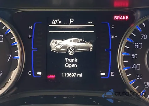 2015 Chrysler 200 Limited из США, поврежденный, VIN 1C3CCCAB1FN505048